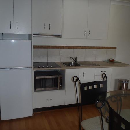 Beachside Holiday Units Bowen Exterior foto